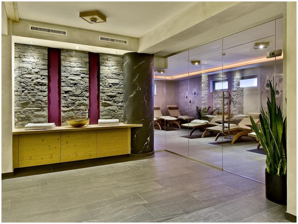 "Quality Hosts Arlberg" Hotel Garni Moessmer Санкт-Антон-ам-Арльберг Екстер'єр фото